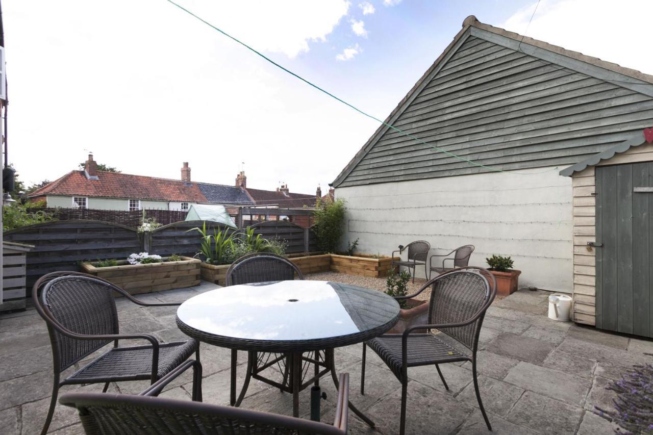 Legion Cottages Blakeney  Bagian luar foto